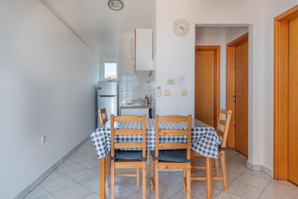 Rasin Apartments Pakoštane Екстериор снимка