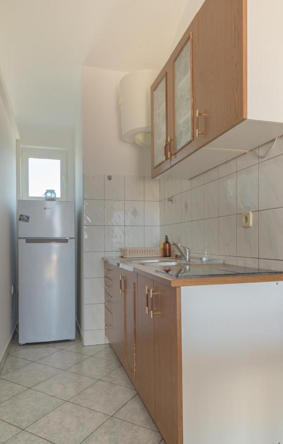 Rasin Apartments Pakoštane Екстериор снимка