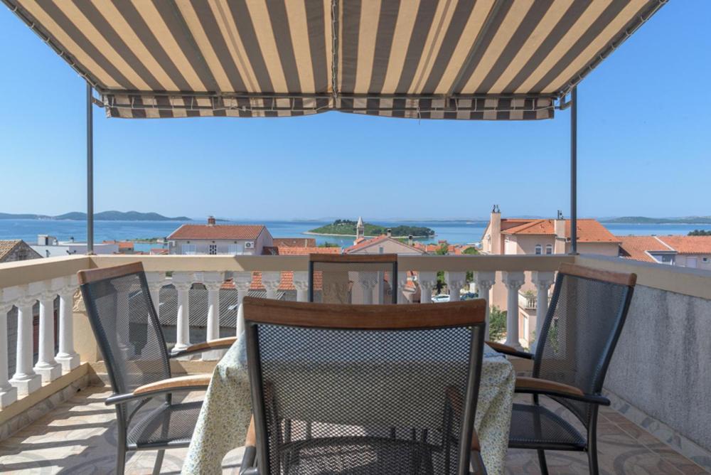 Rasin Apartments Pakoštane Екстериор снимка