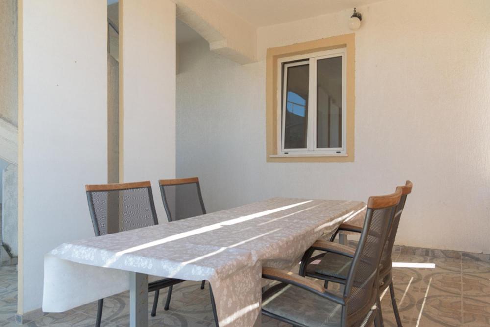 Rasin Apartments Pakoštane Екстериор снимка